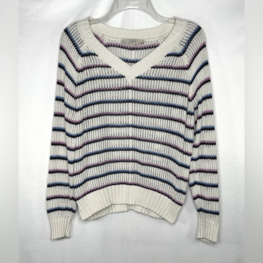 Loft Stripped Open‎ Stitch V-neck Sweater
Cotton Lightweight Preppy Sz M